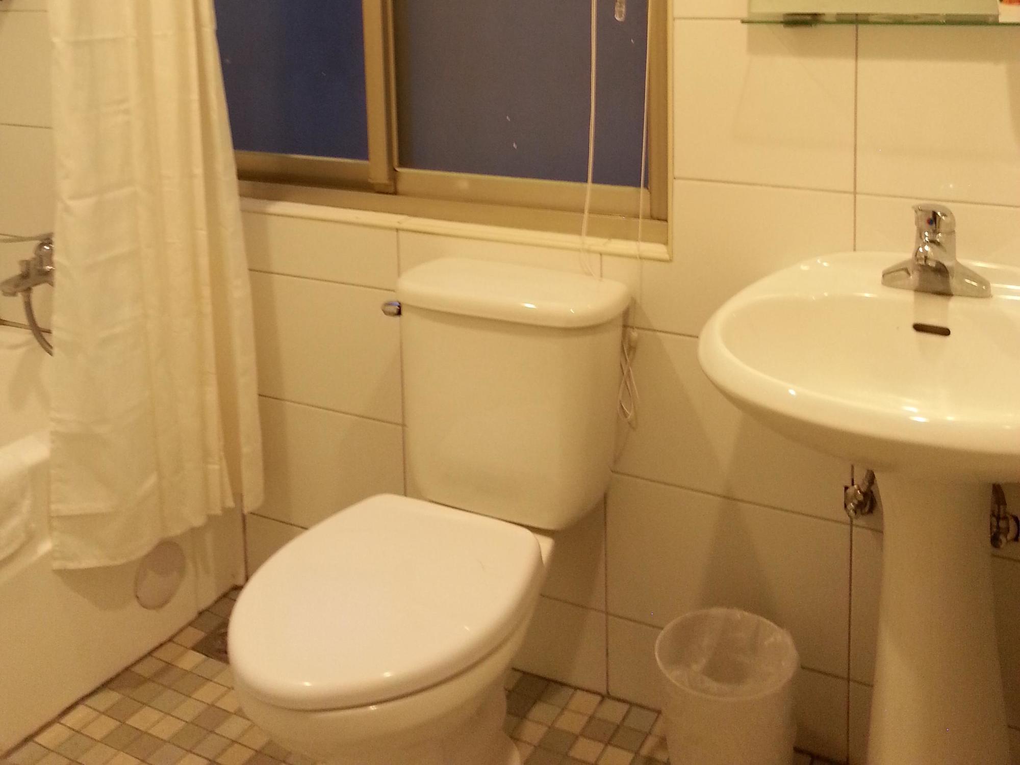 Holiday Fun Hostel Taipei Luaran gambar