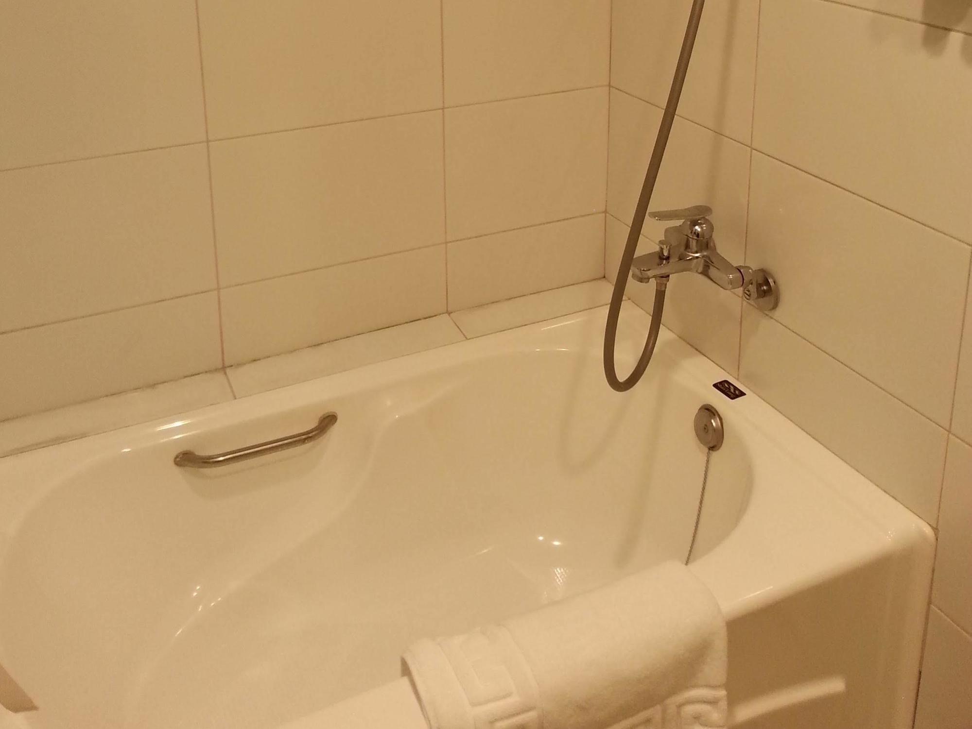 Holiday Fun Hostel Taipei Luaran gambar